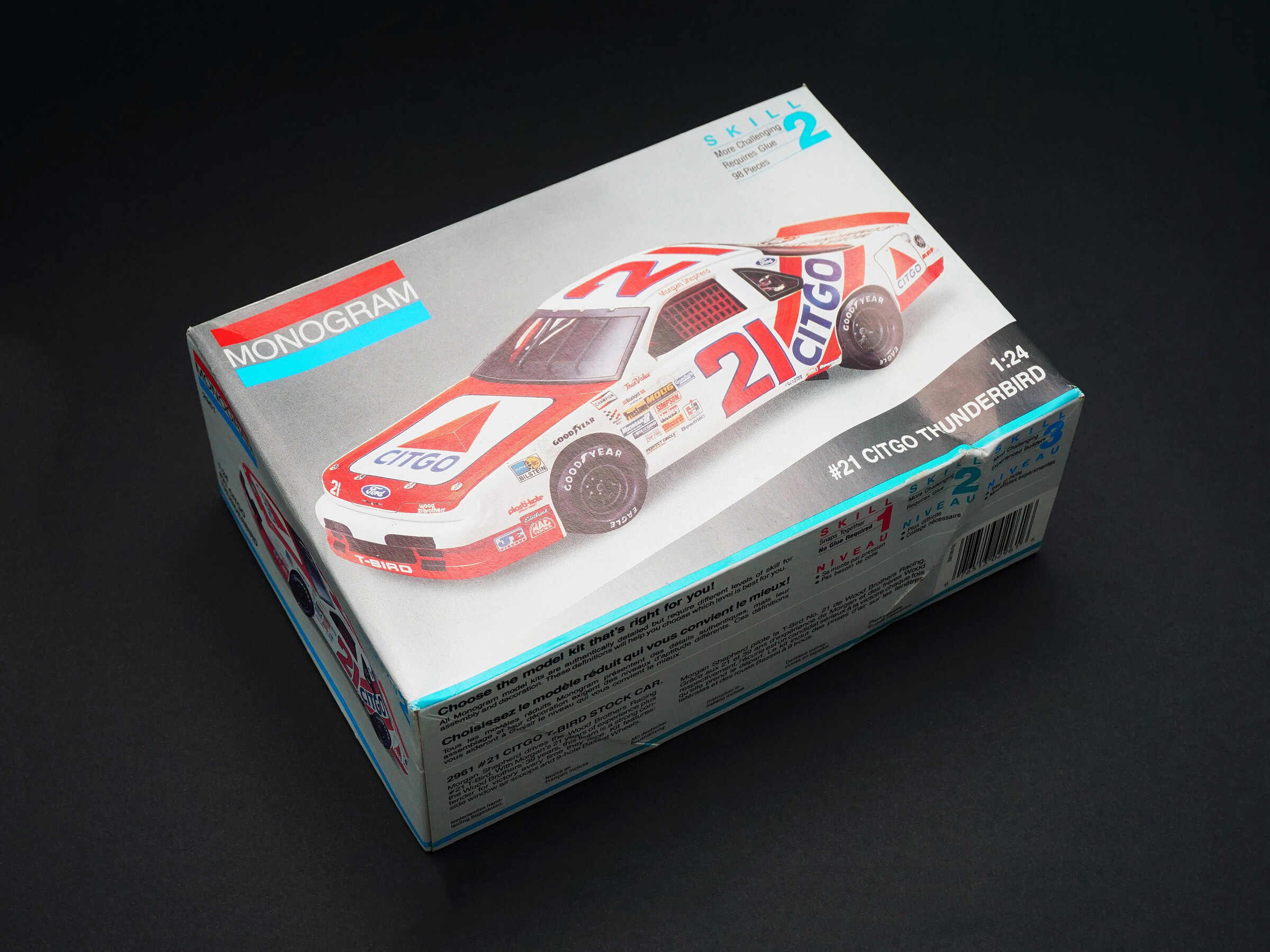 Ford Thunderbird | Monogram 1:24